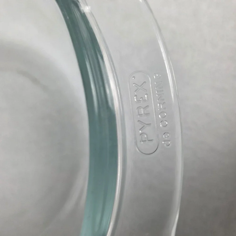 Pyrex France 453 Clear Glass Round Casserole Dish with Lid 1.5 Qt Baker Vintage
